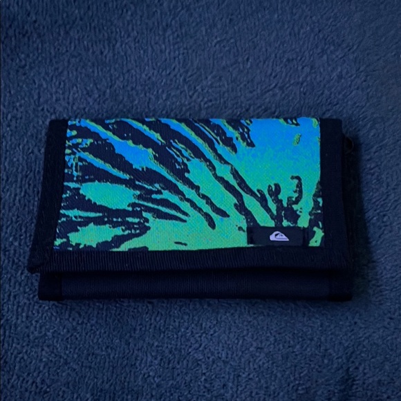 Y2K Quicksilver Velcro Wallet - Picture 3 of 4